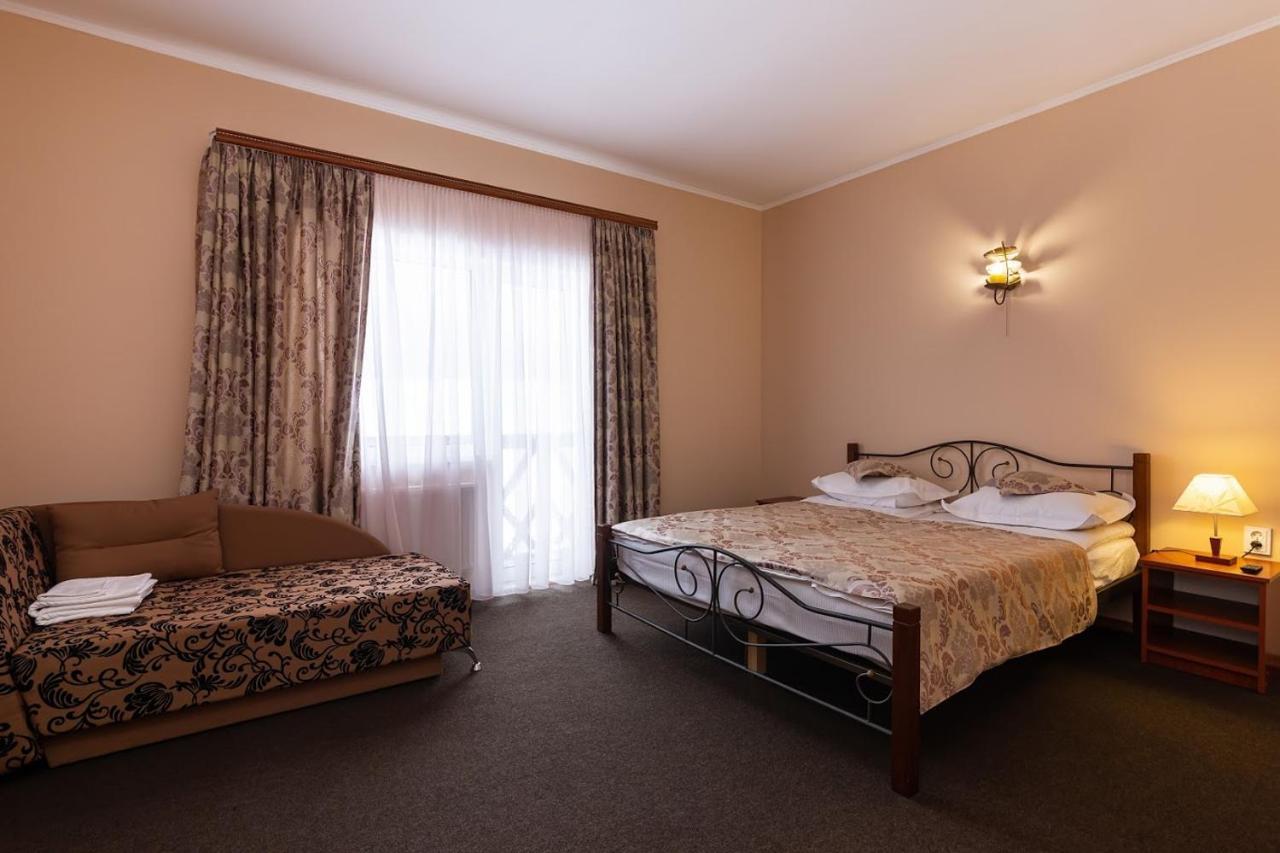 Panska Rovin Hotel Mohnate Экстерьер фото
