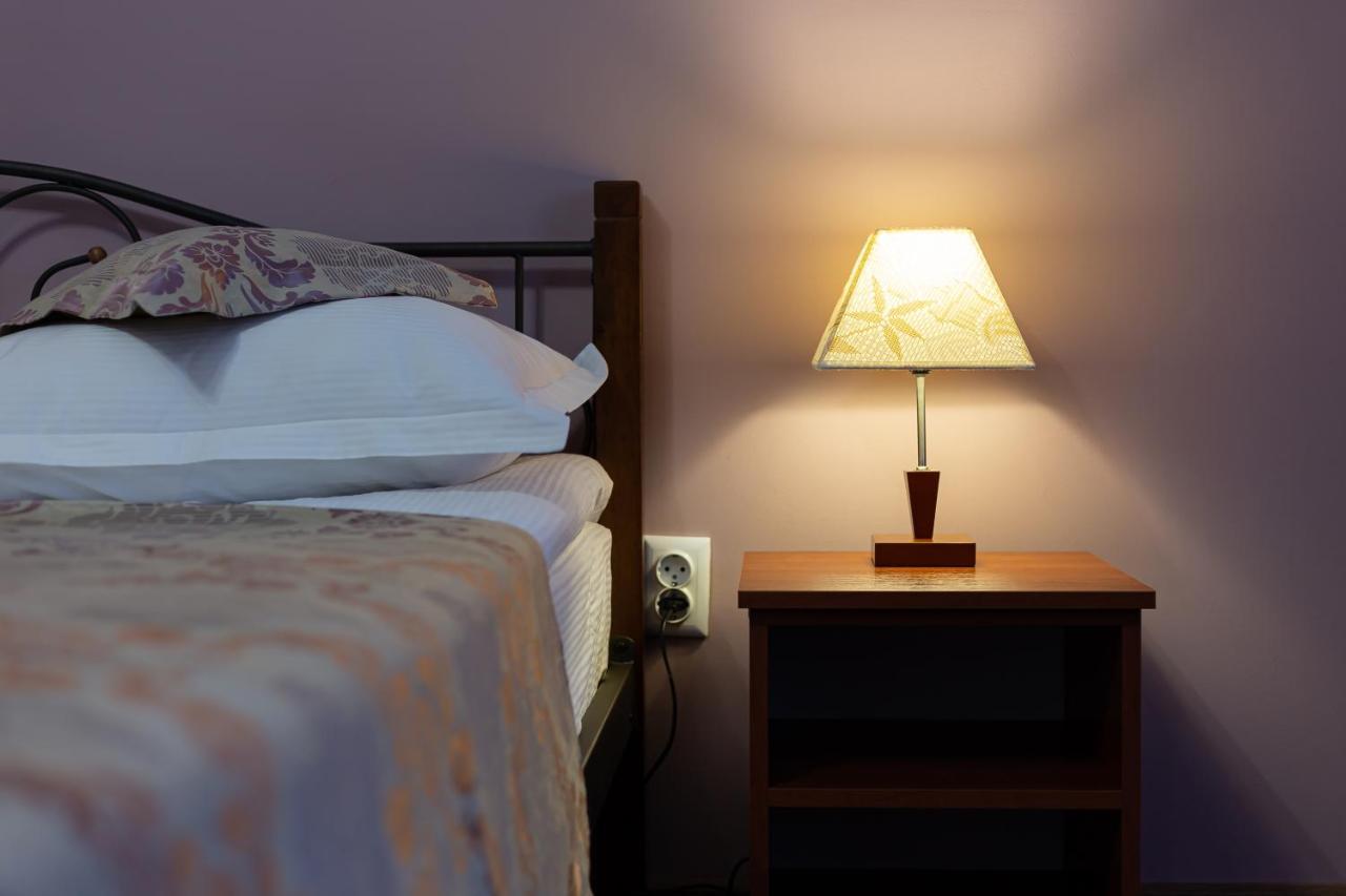 Panska Rovin Hotel Mohnate Экстерьер фото